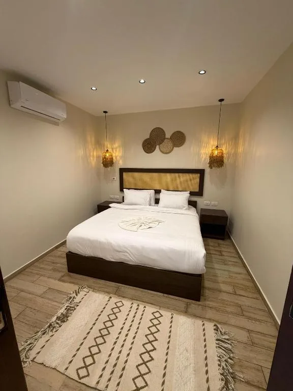 Solima pyramids inn — 2
