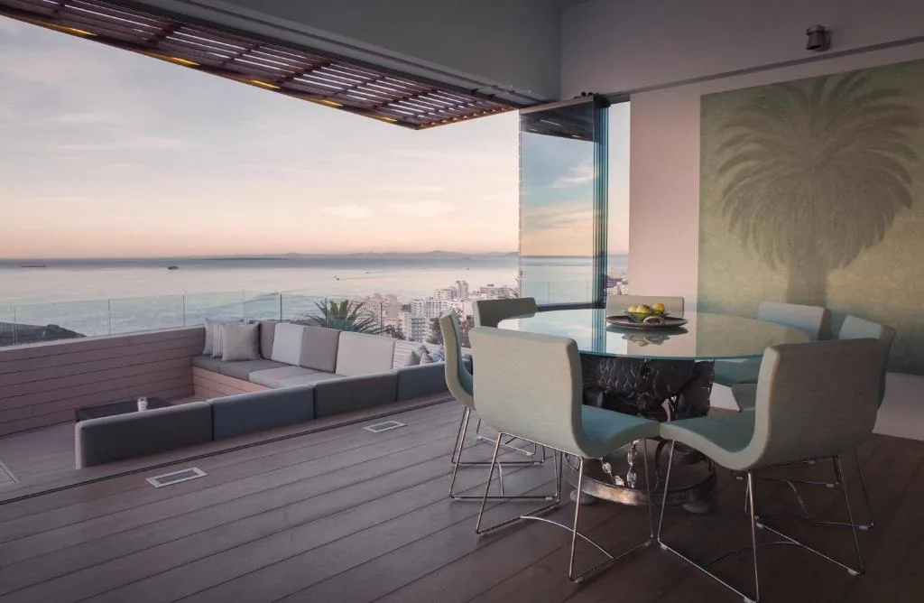 Ellerman House — 3