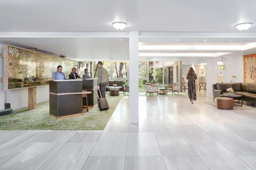 Vineyard Hotel — 4