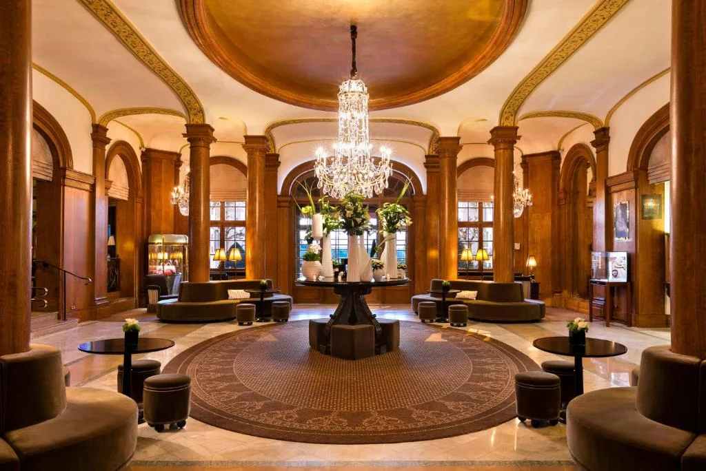 Hôtel Barrière Le Normandy — 5