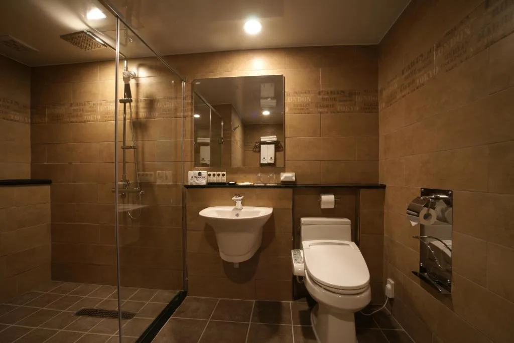 I-Jin Hotel — 3
