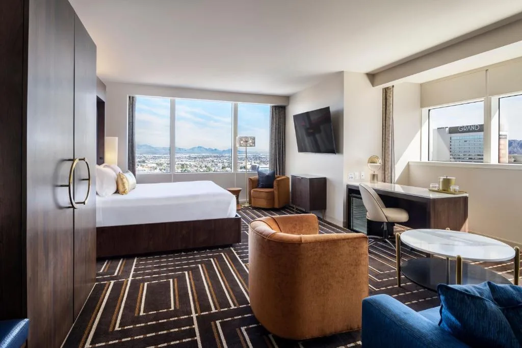 Circa Resort & Casino - Adults Only — 2