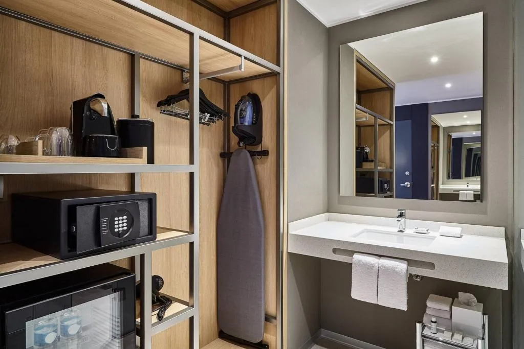 AC Hotel by Marriott Lima Miraflores — 3