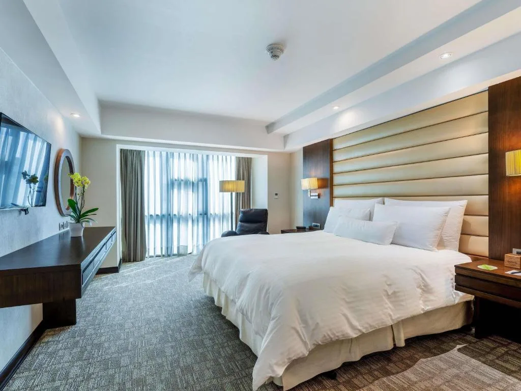 Swissotel Lima — 5