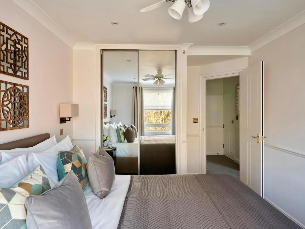 Collingham Serviced Apartments — 4