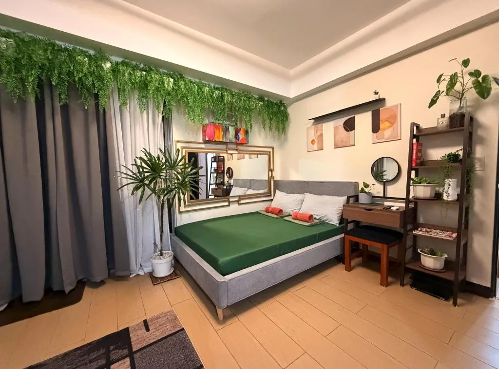 Casa Tagpuan at Manhattan Heights — 2