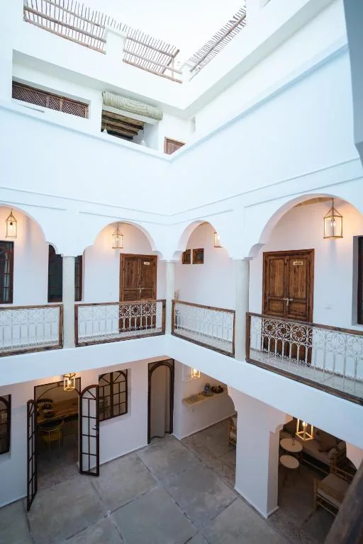 Riad Rahal — 1