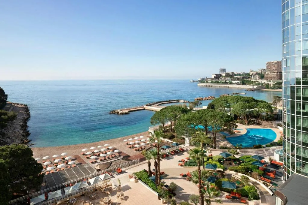 Le Méridien Beach Plaza — 1