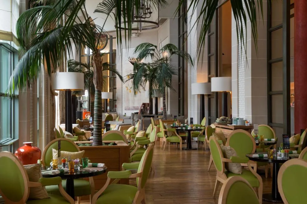 Monte-Carlo Bay Hotel & Resort — 5