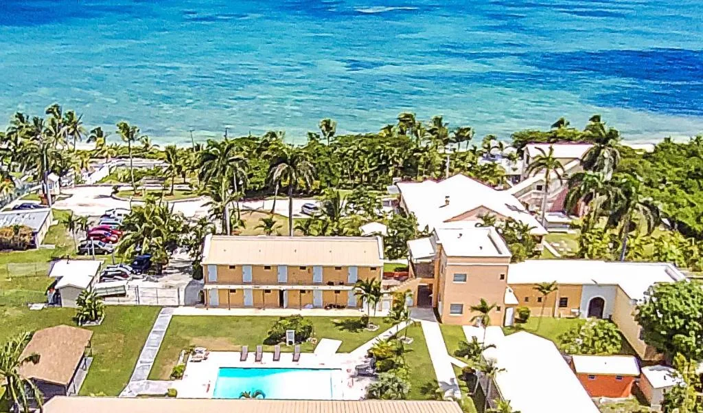 Orange Hill Beach Inn — 5