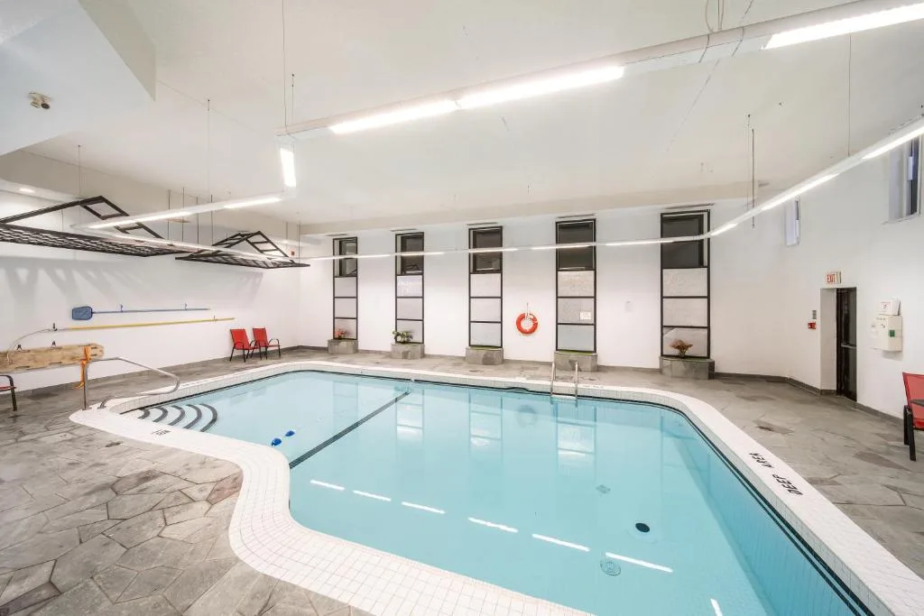 Ramada Plaza by Wyndham Niagara Falls — 3