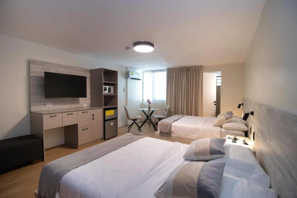 ESHEL SUITES PANAMA — 2