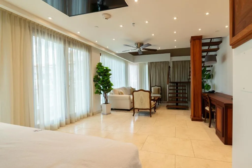 Hotel Plaza Herrera — 2