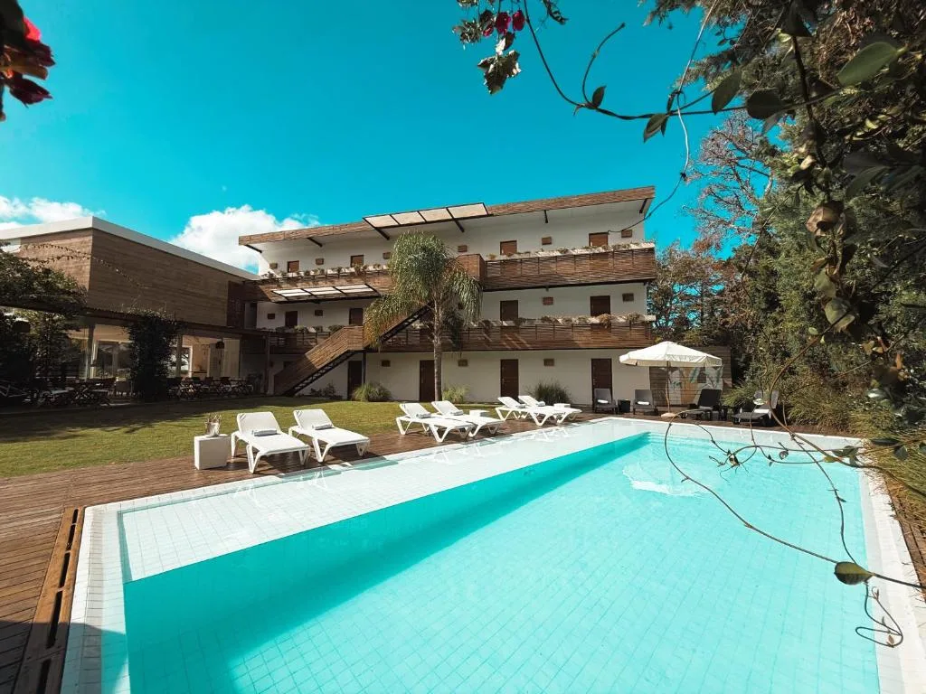 Live Hotel Boutique (Adults only)