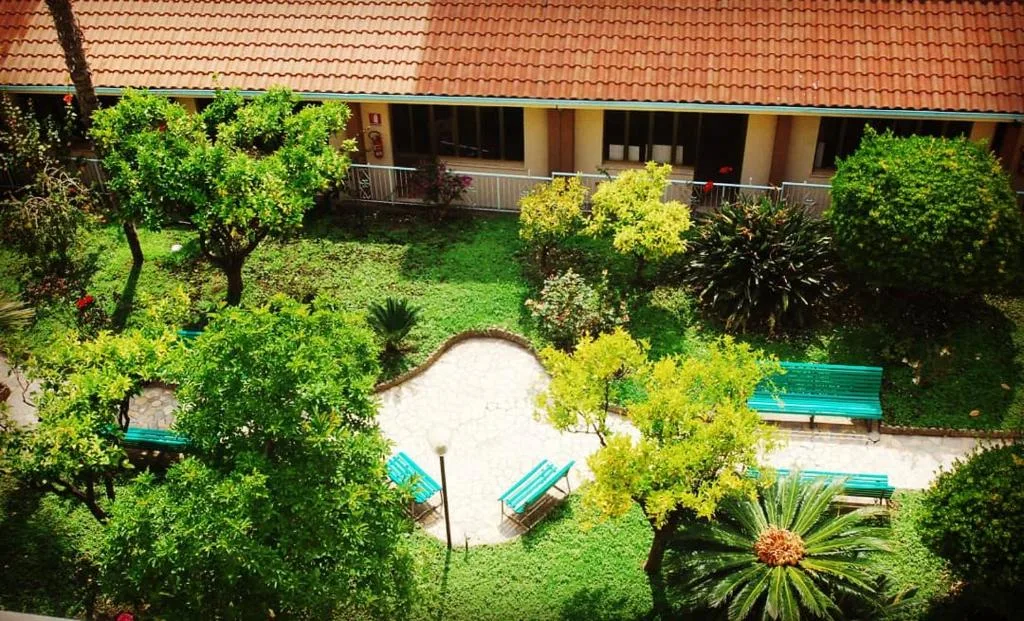 Hotel Villa Sophia — 4