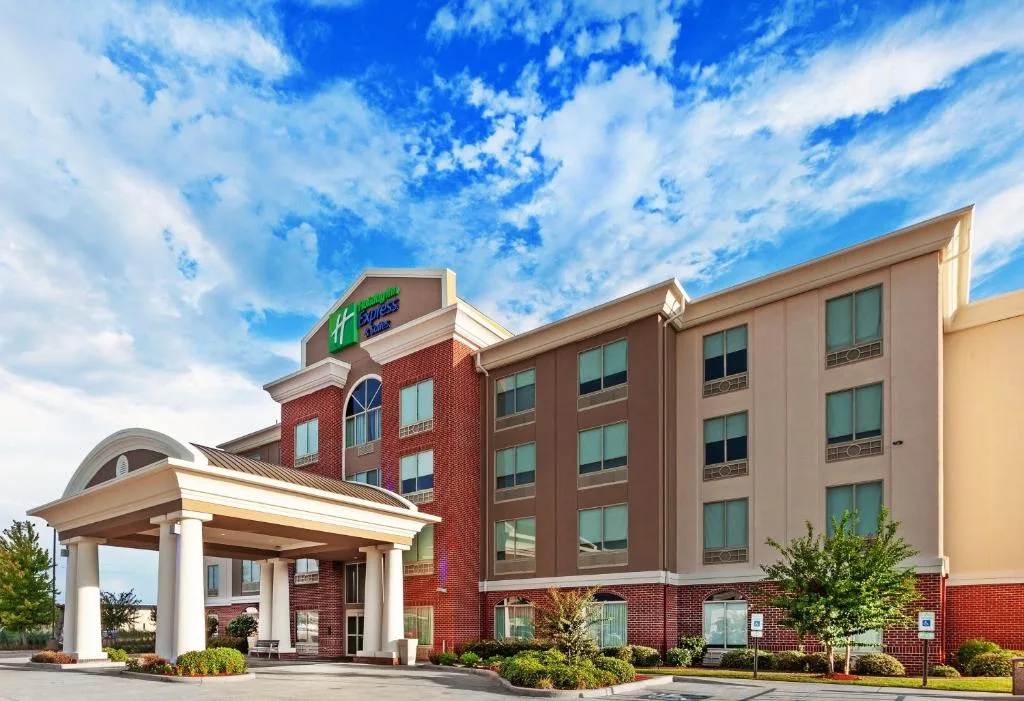 Holiday Inn Express Hotel and Suites Shreveport South Park Plaza by IHG