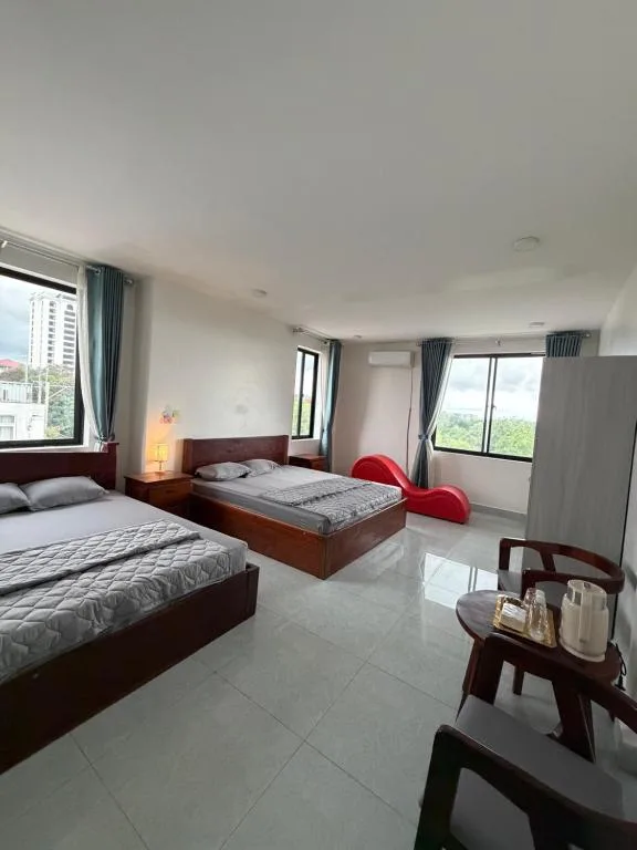 J&Q Hotel