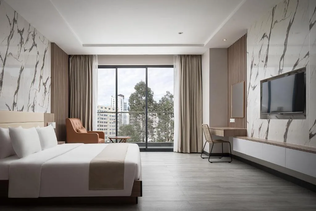 RIVA Hotel SHV — 2