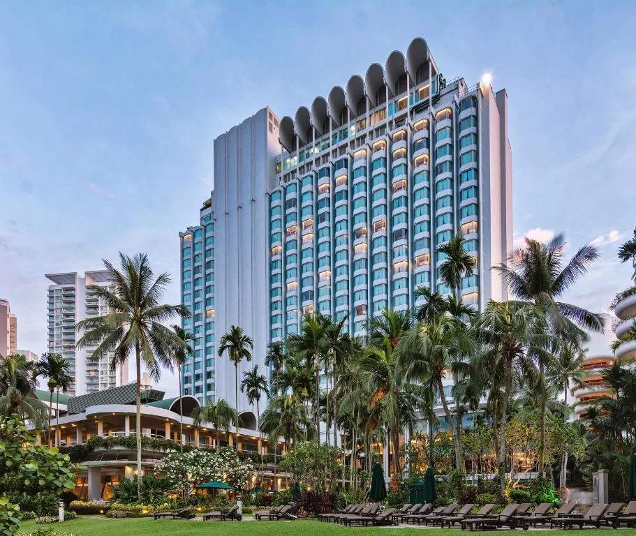 Shangri-La Singapore — 1