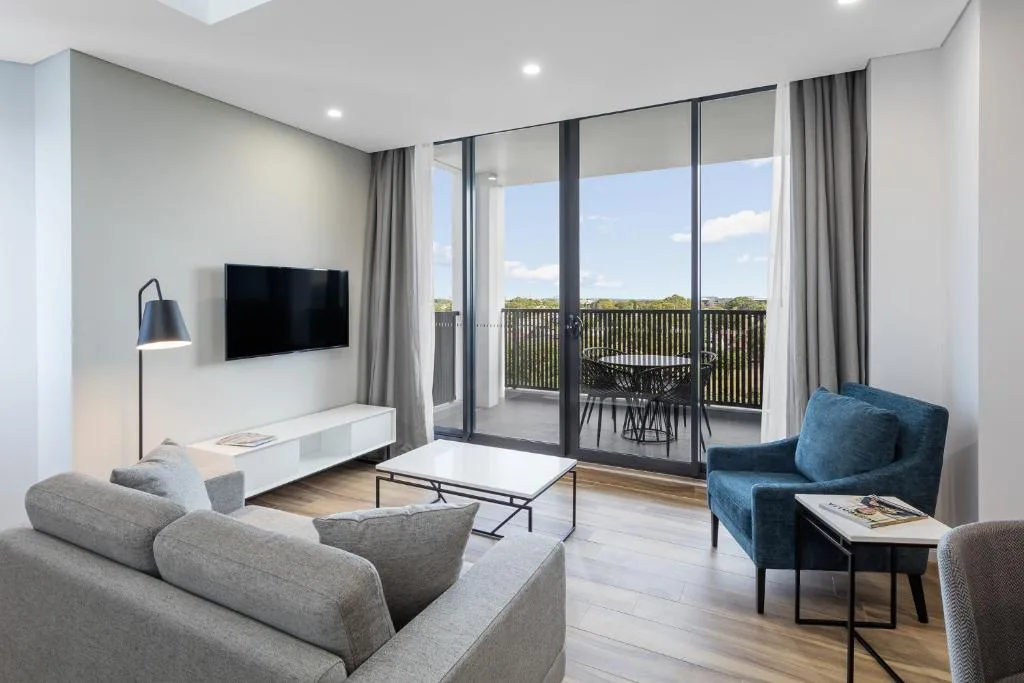 Meriton Suites Sydney Airport — 1