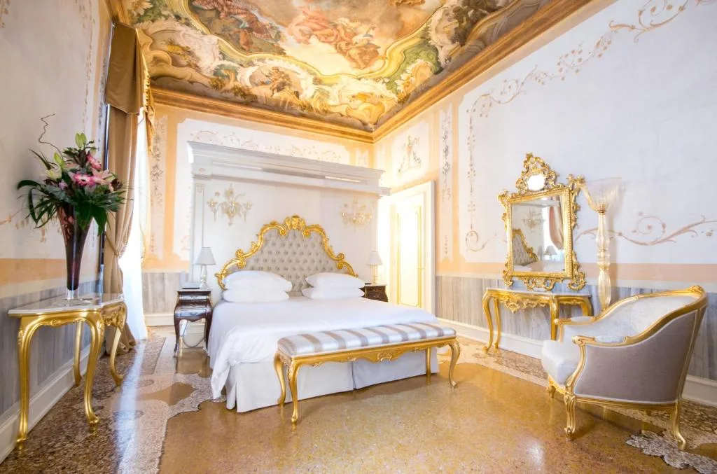 Ca' Bonfadini Historic Experience — 5