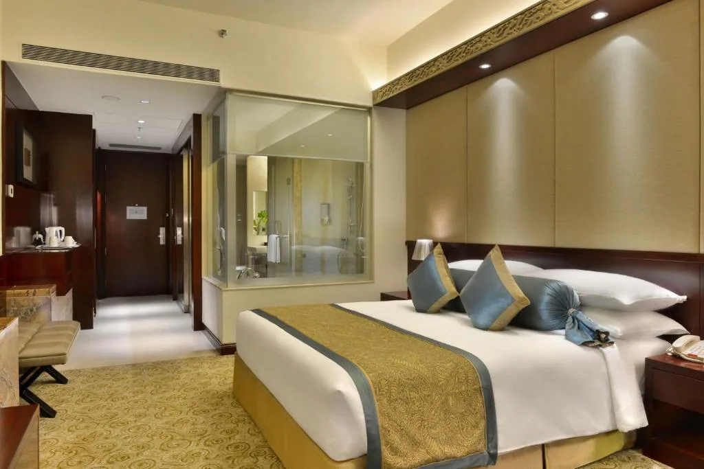 Crowne Plaza Ahmedabad City Centre by IHG — 4