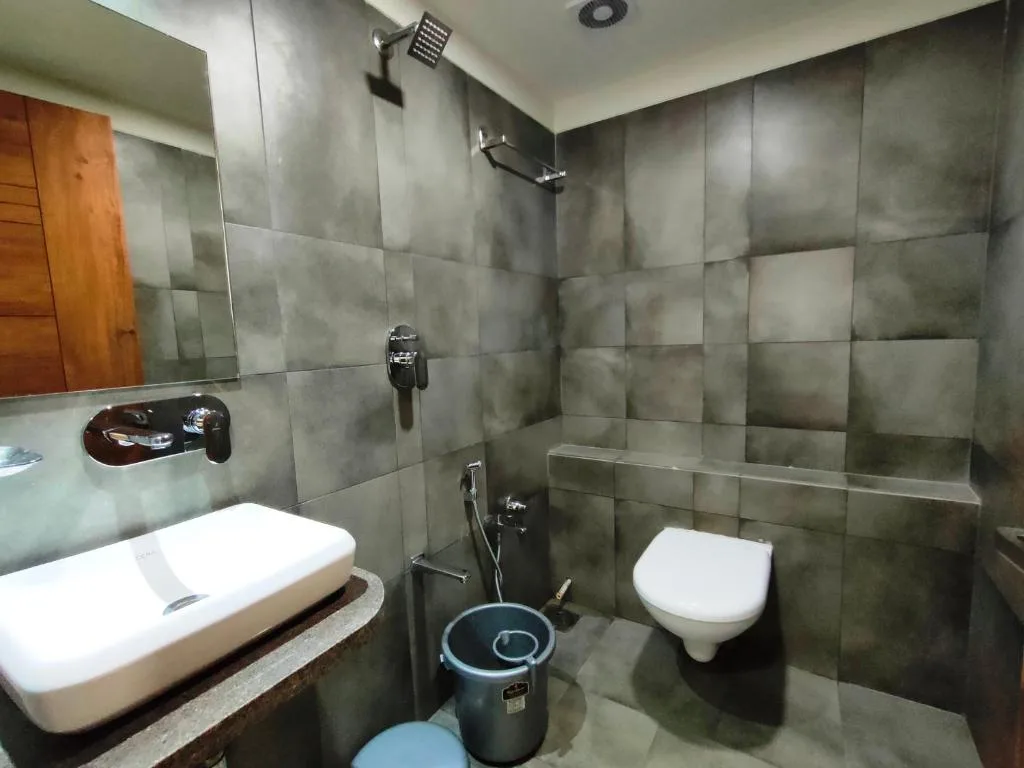 Hotel Kinara — 3