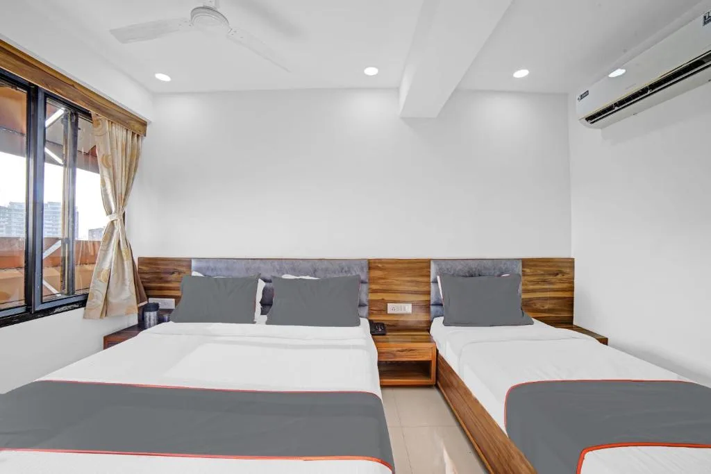 HOTEL TAPOVAN IN — 2