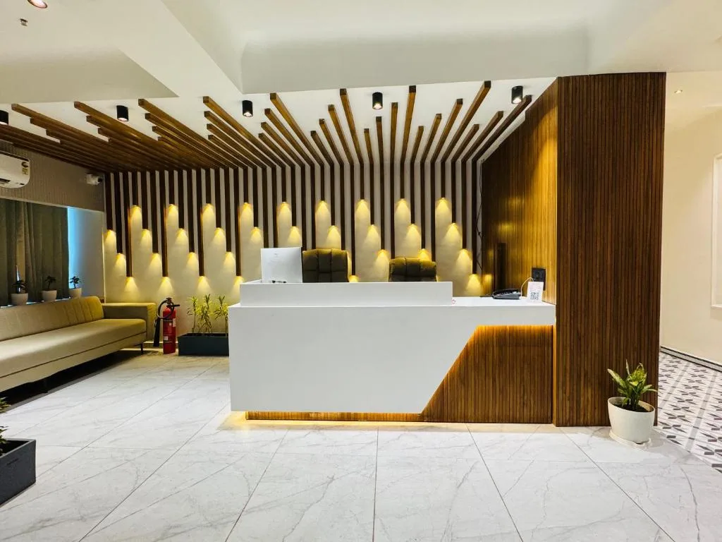 Hotel The 19