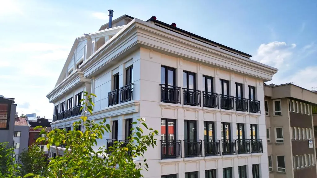 Sky Hill Hotel — 4