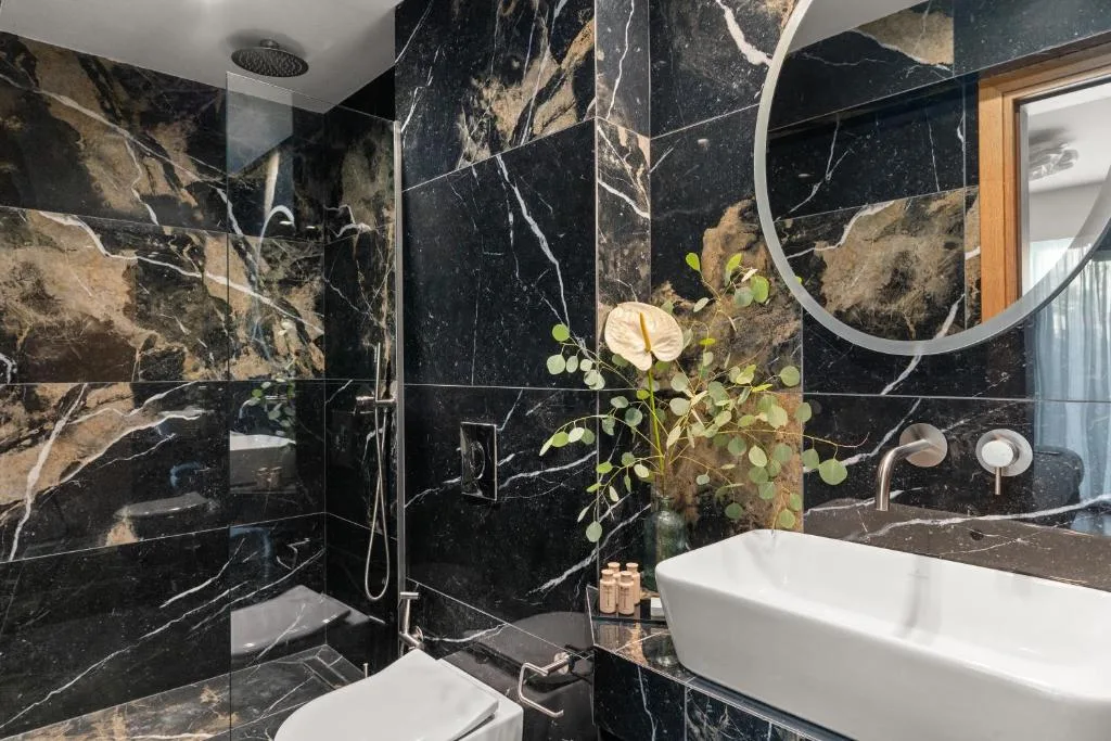 The Athenaeum Luxury Hotel — 2