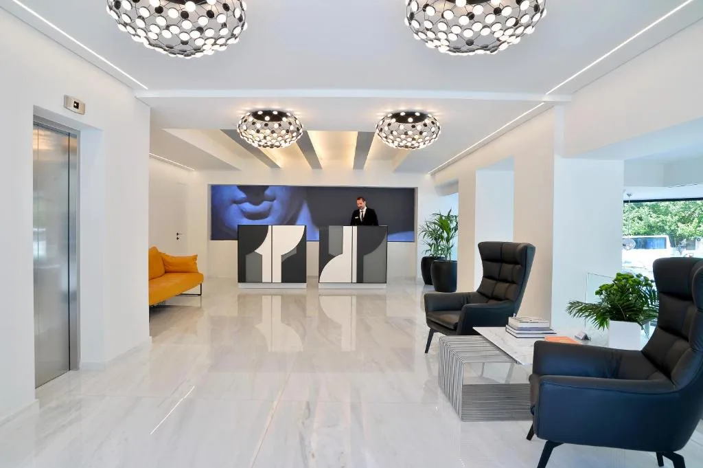 The Athenaeum Luxury Hotel — 4