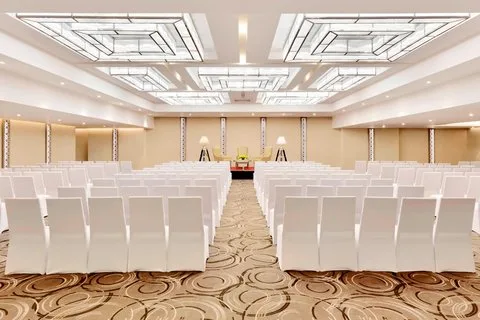 Courtyard by Marriott Bengaluru Hebbal — 5