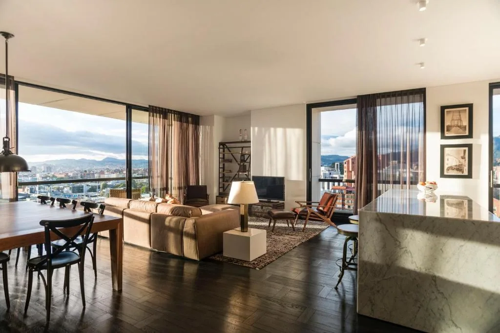 8010 Urban Living- Luxury Home Experience — 3
