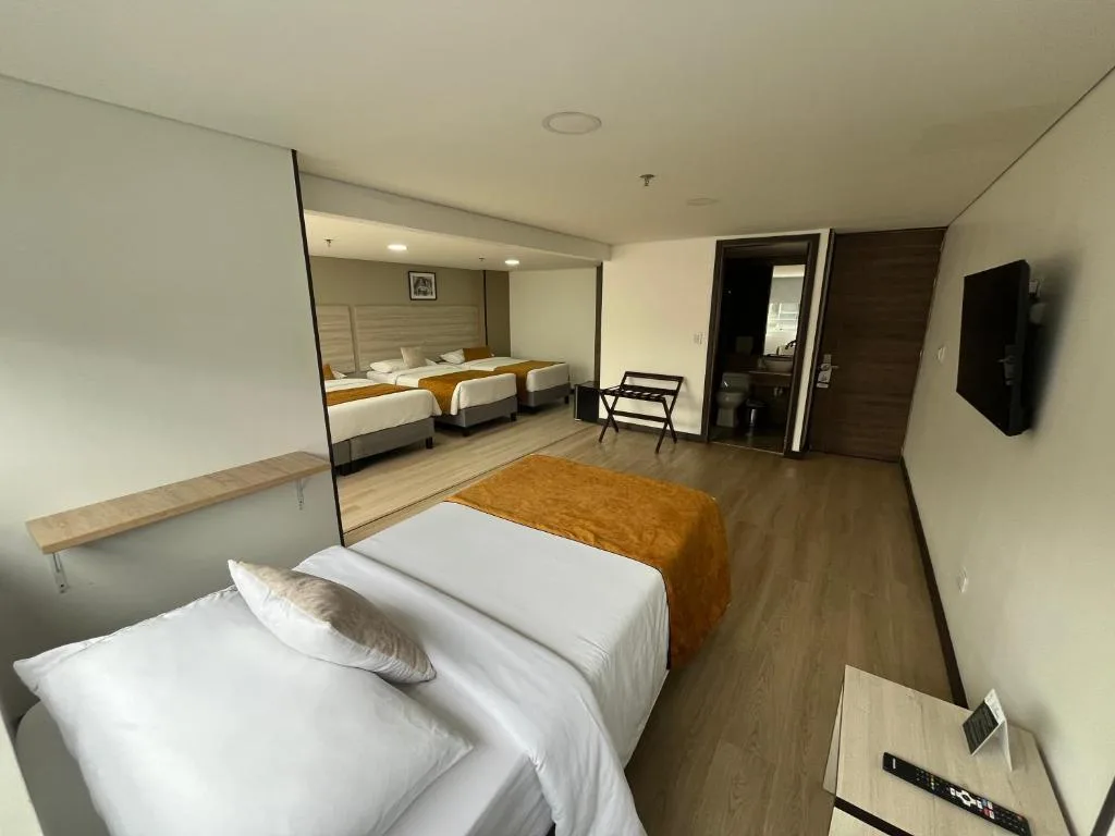 Hotel WLH Gold Bogota — 3