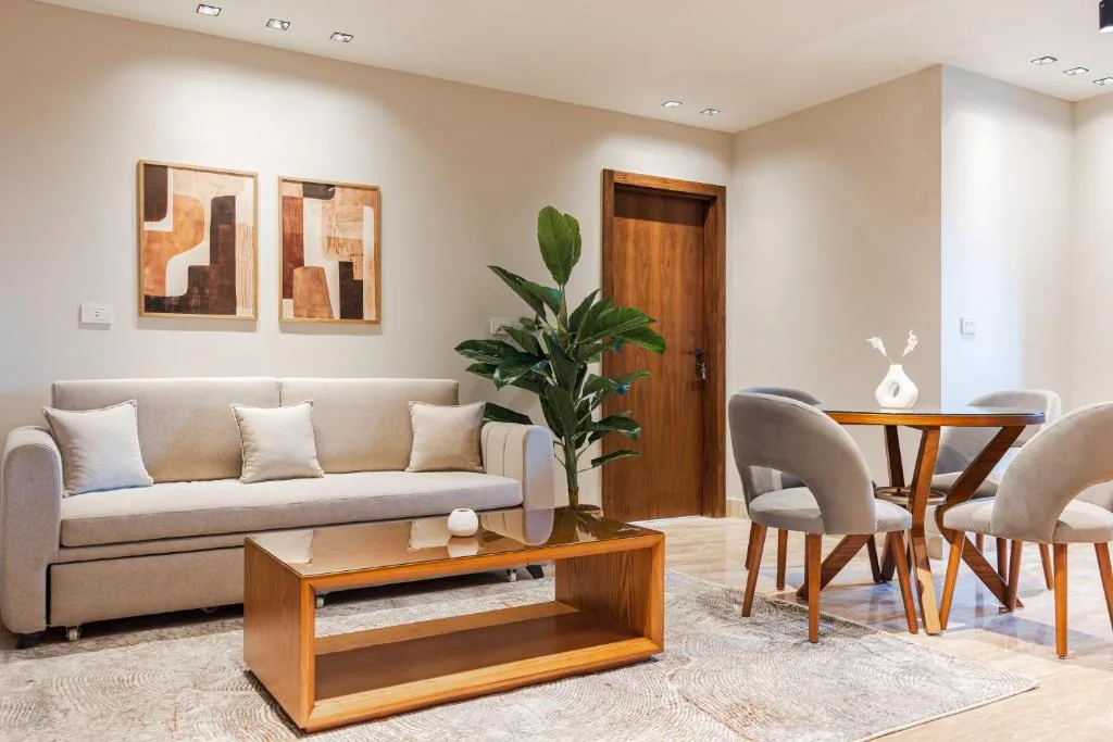 Elegance Tower