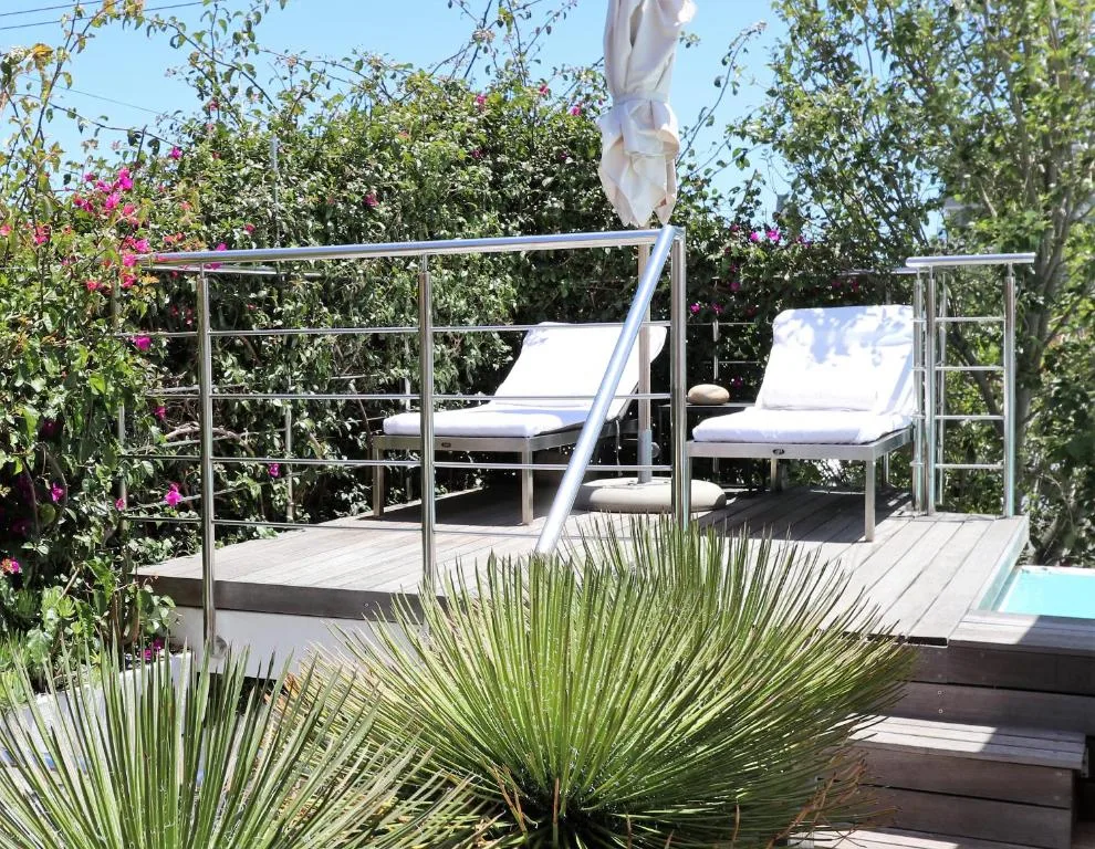 DysArt Boutique Hotel - Solar Power — 4