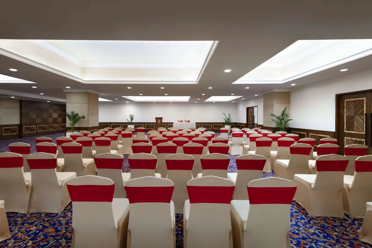Ramada Plaza by Wyndham Chennai — 5