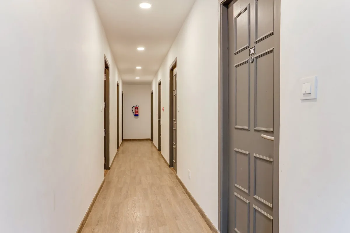 UPAR Hotels Uthandi, ECR — 5