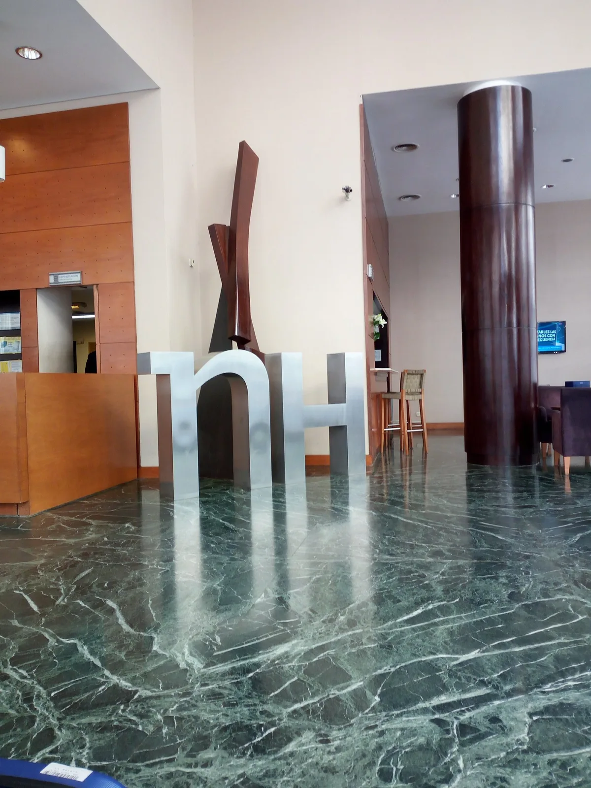 Hotel NH Buenos Aires Latino — 4