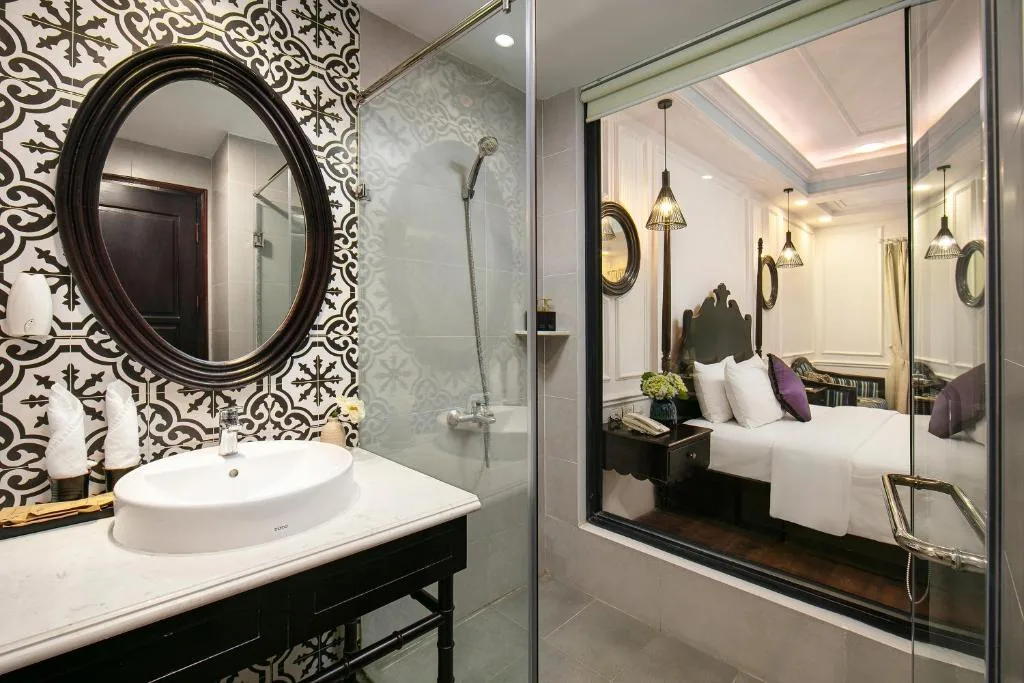 San Boutique Hotel & Travel — 3