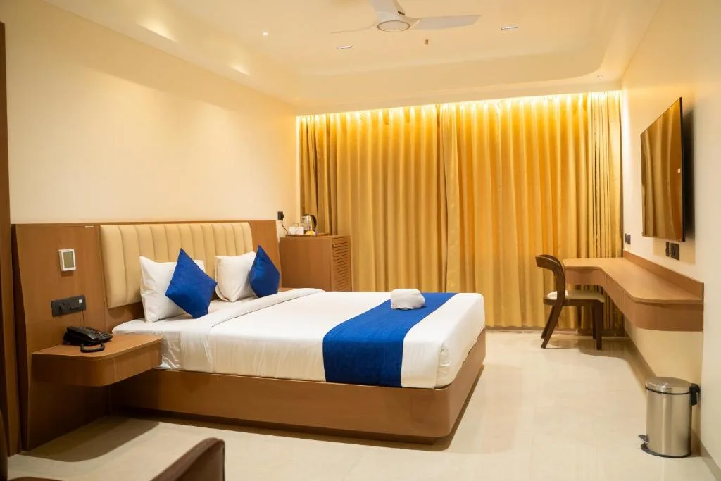 AAA URBAN STAY-Madhapur