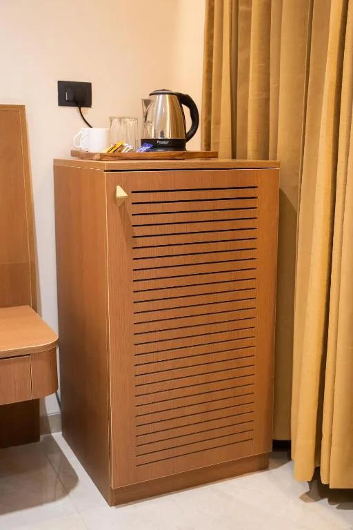 AAA URBAN STAY-Madhapur — 5