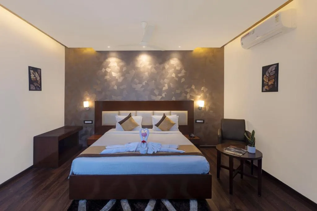 Hotel Hemaadri Grand — 3