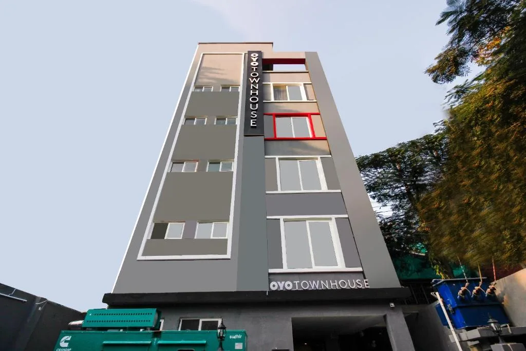 Super Townhouse RCC Elite — 2