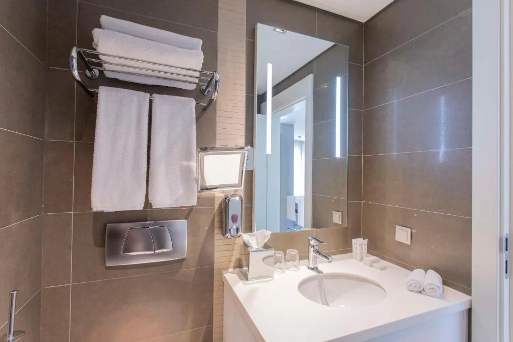 Radisson Residences Avrupa TEM Istanbul — 3