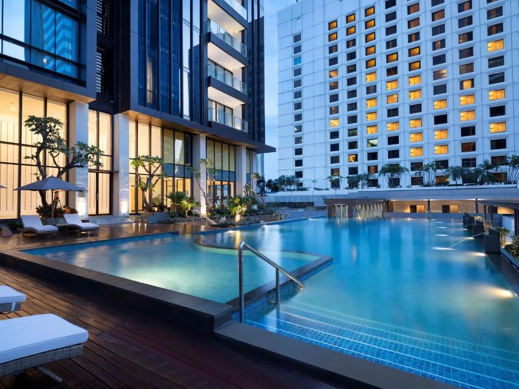 Mangkuluhur ARTOTEL SUITES — 2