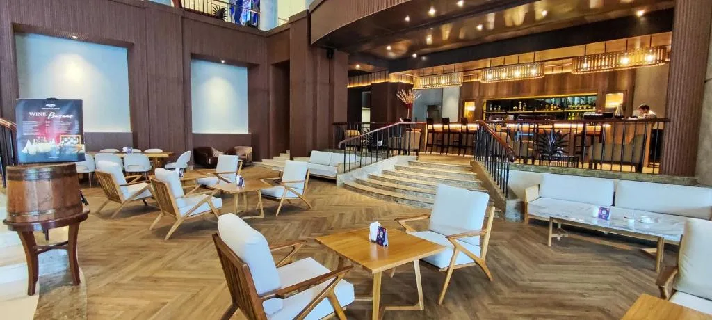 Mangkuluhur ARTOTEL SUITES — 3