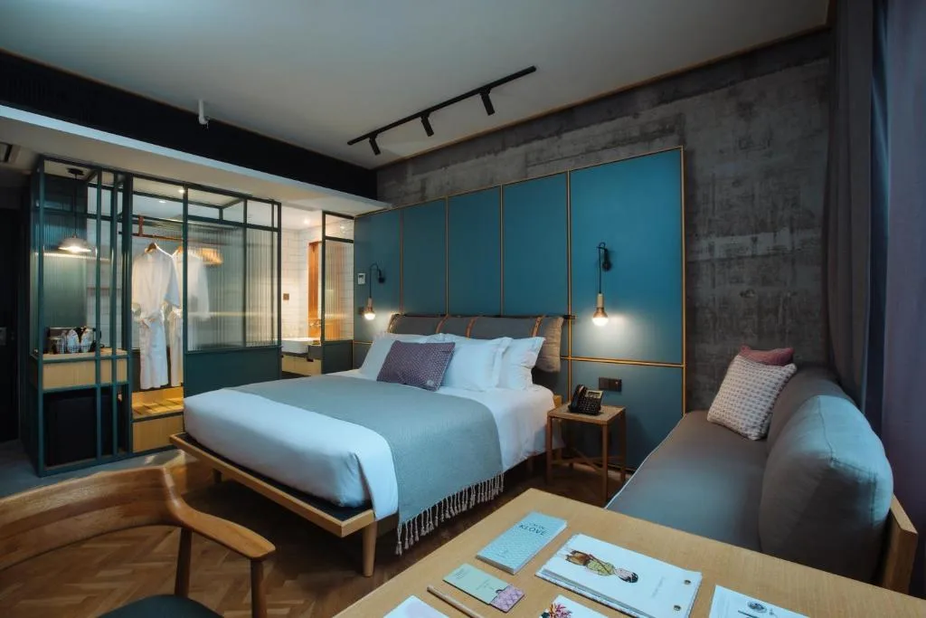 KLoe Hotel — 2