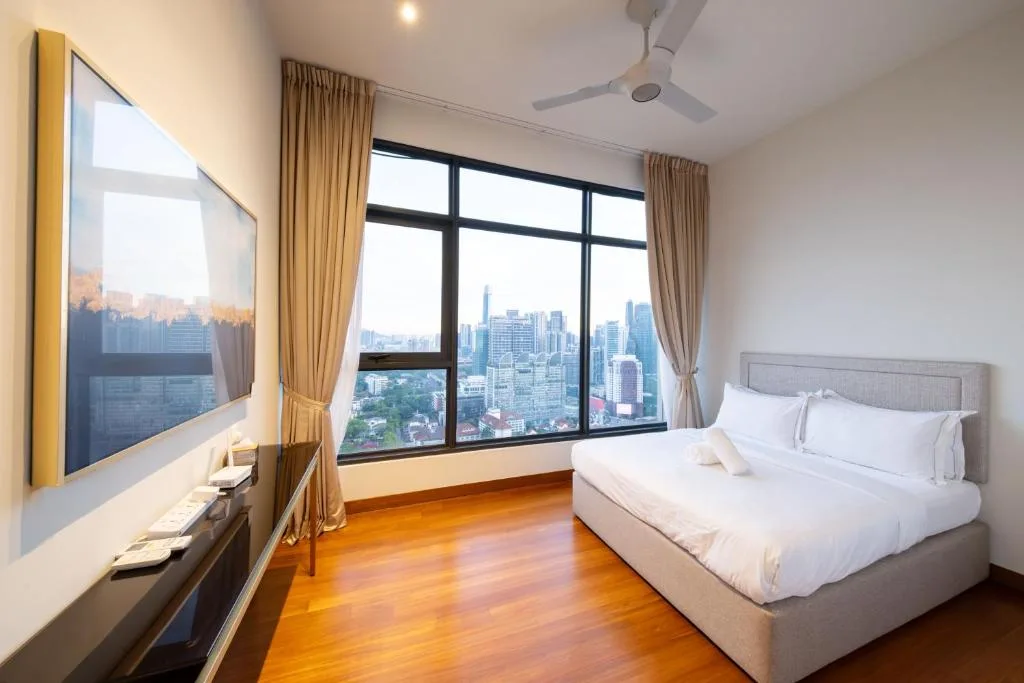 La Gente x Pavilion Embassy Serviced Suites — 5